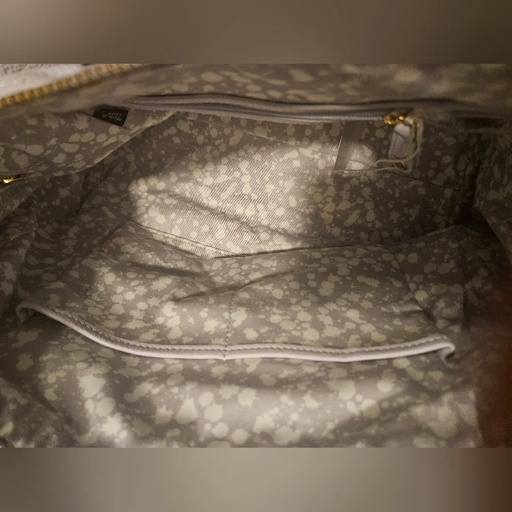 Vera Bradley Camofloral Gray Mario Satchel New With Tags - Picture 7 of 8
